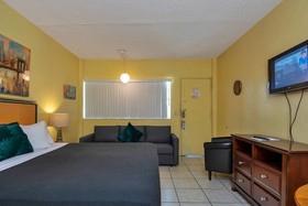 Knights Inn Hallandale
