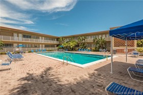 Knights Inn Hallandale