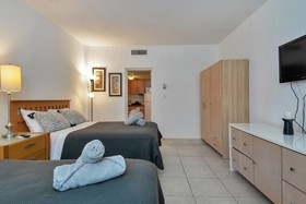 Knights Inn Hallandale
