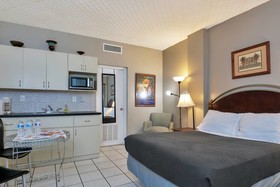 Knights Inn Hallandale