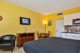 Knights Inn Hallandale