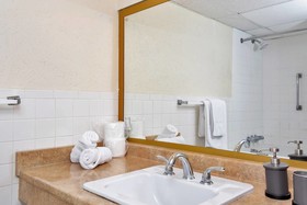 Knights Inn Hallandale