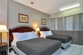 Knights Inn Hallandale