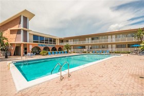 Knights Inn Hallandale
