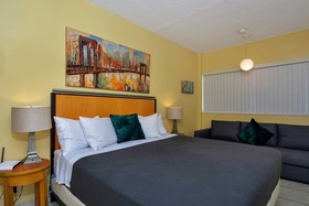 Knights Inn Hallandale