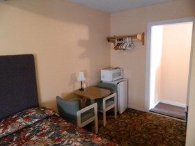 Tropizar Motel