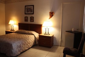 Beach & Town Motel