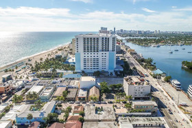 Hollywood Beach Inn