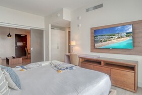 Costa Hollywood Beach Resort by Cielo Stays