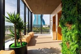 Dolce by Wyndham Hollywood