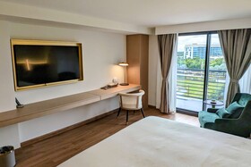 Dolce by Wyndham Hollywood