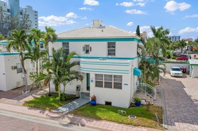 Hollywood Beachside Boutique Suites