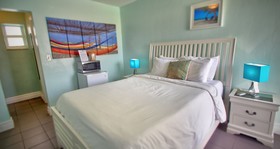 Hollywood Beachside Boutique Suites