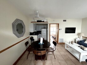 Shore View Hotel