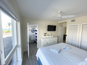 Shore View Hotel