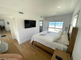 Shore View Hotel