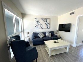 Shore View Hotel