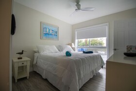 Shore View Hotel