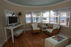 Walkabout Beach Resort