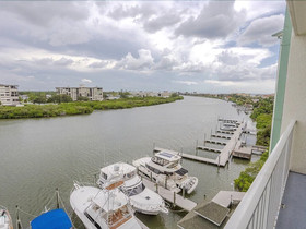 Waterpark Harbourside Star5Vacations