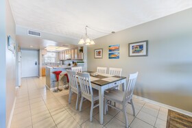Bayshore Yacht & Tennis Club Luxury Condominiums