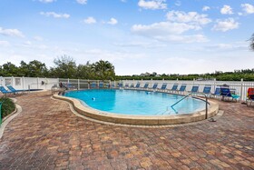 Bayshore Yacht & Tennis Club Luxury Condominiums