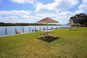 Bayshore Yacht & Tennis Club Luxury Condominiums