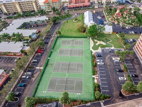Bayshore Yacht & Tennis Club Luxury Condominiums