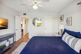 Bayshore Yacht & Tennis Club Luxury Condominiums