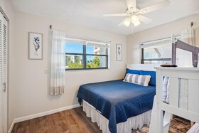 Bayshore Yacht & Tennis Club Luxury Condominiums