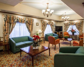 Comfort Suites Airport
