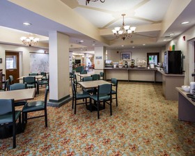 Comfort Suites Airport