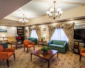 Comfort Suites Airport