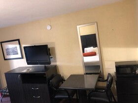 Emerson Inn