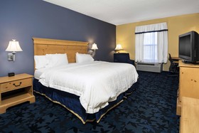 Hampton Inn & Suites Jacksonville South-St. Johns Town Center Area
