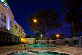 Holiday Inn Express & Suites Jacksonville - Blount Island