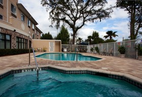 Holiday Inn Express & Suites Jacksonville - Blount Island
