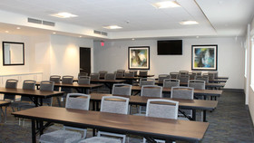Holiday Inn Express & Suites Jacksonville W - I295 and I10