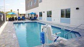 Holiday Inn Express & Suites Jacksonville W - I295 and I10