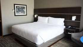 Holiday Inn Express & Suites Jacksonville W - I295 and I10