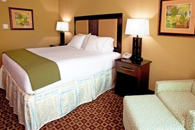 Holiday Inn Express Hotel & Suites Chaffee-Jacksonville West