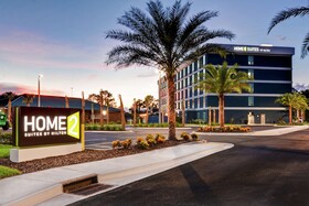 Home2 Suites by Hilton Jacksonville South St Johns Town Center