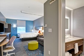 Home2 Suites by Hilton Jacksonville South St Johns Town Center