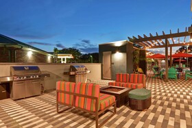 Home2 Suites by Hilton Jacksonville South St Johns Town Center