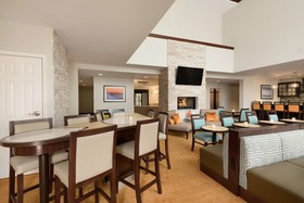 Homewood Suites by Hilton Jacksonville Deerwood Park