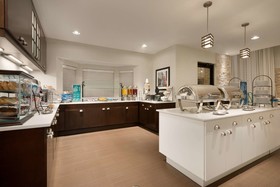 Homewood Suites by Hilton Jacksonville Deerwood Park
