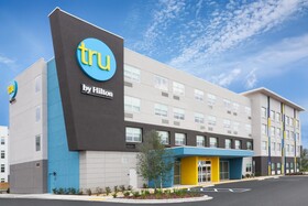 Tru by Hilton Jacksonville St Johns Town Center