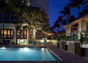 Jupiter Beach Resort & Spa