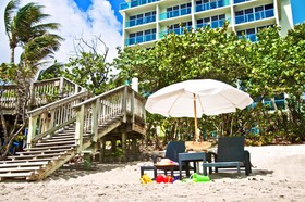 Jupiter Beach Resort & Spa