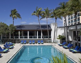 Jupiter Beach Resort & Spa